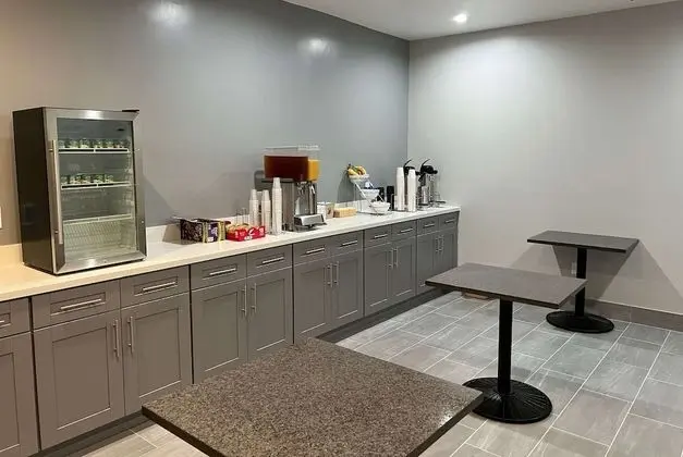 Super 8 by Wyndham San Francisco/Union Square Area - Kahvaltı