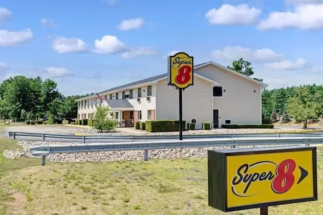Super 8 by Wyndham Sanford Kennebunkport Area