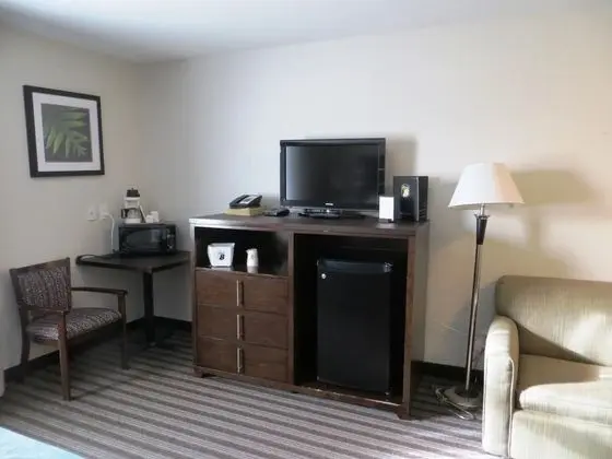 Super 8 by Wyndham Saskatoon Near Downtown - Oda Düzeni