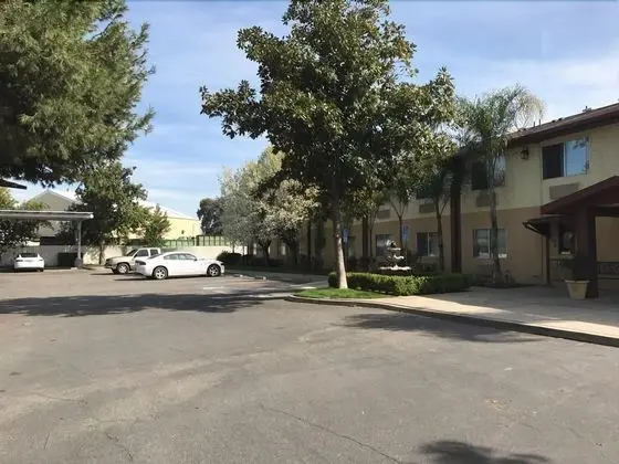 Super 8 by Wyndham Selma/Fresno Area