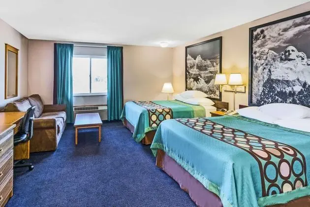 Super 8 by Wyndham Sioux Falls
