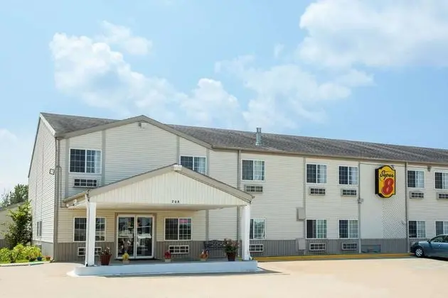 Super 8 by Wyndham Sweet Springs