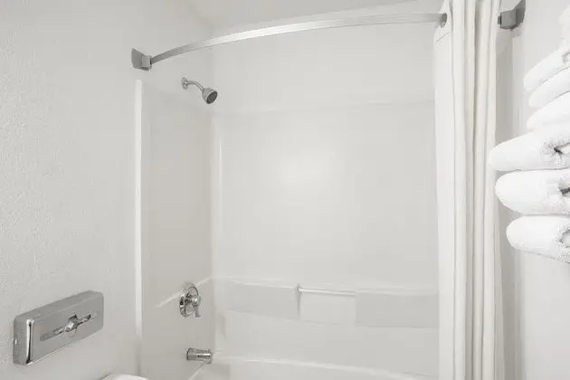 Super 8 by Wyndham Ticonderoga