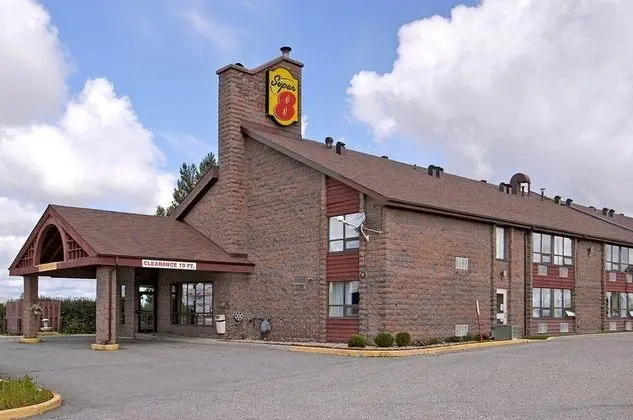 Super 8 by Wyndham Timmins