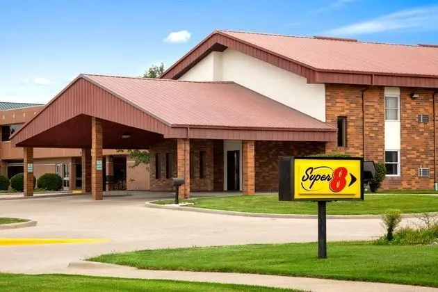 Super 8 by Wyndham Tuscola