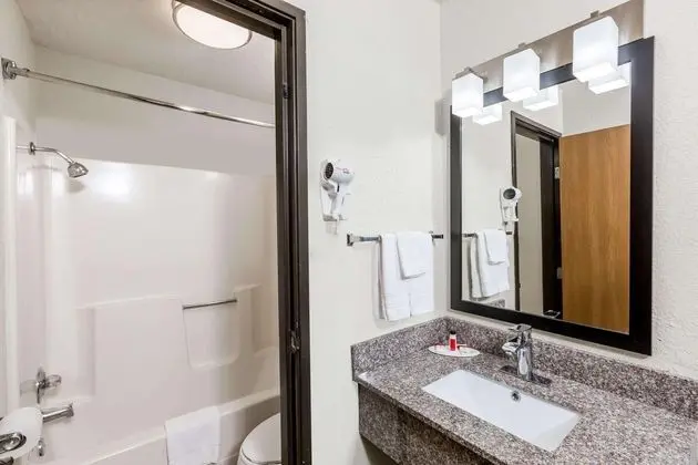 Super 8 by Wyndham Urbandale/Des Moines Area - Oda