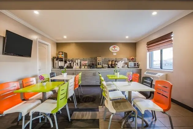 Super 8 by Wyndham Vacaville