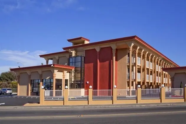Super 8 by Wyndham Vallejo/Napa Valley