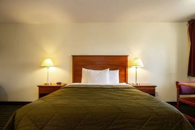 Super 8 by Wyndham Vancouver East - Oda