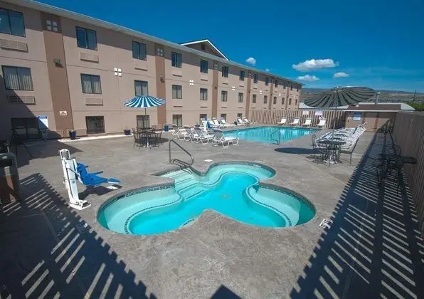 Super 8 by Wyndham Wenatchee