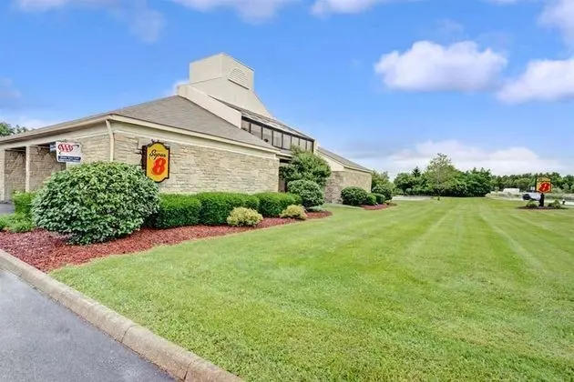 Super 8 by Wyndham Westlake/Cleveland