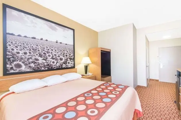Super 8 by Wyndham Wichita South - Oda