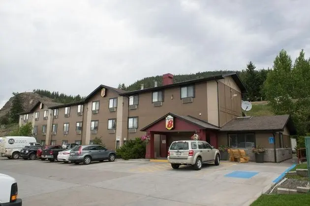 Super 8 by Wyndham Williams Lake