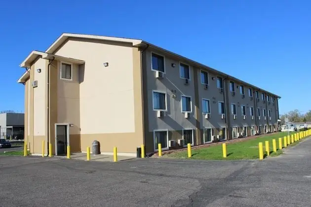 Super 8 by Wyndham Wyoming/Grand Rapids Area