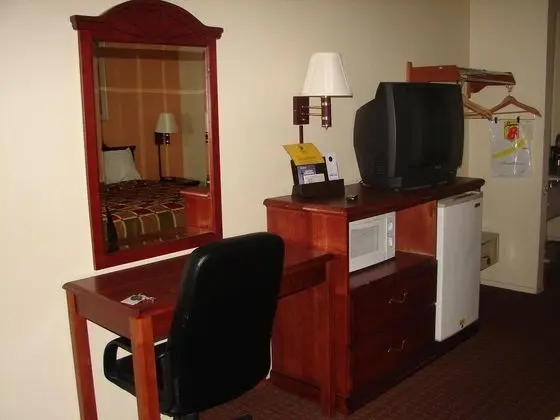 Super 8 by Wyndham Yreka