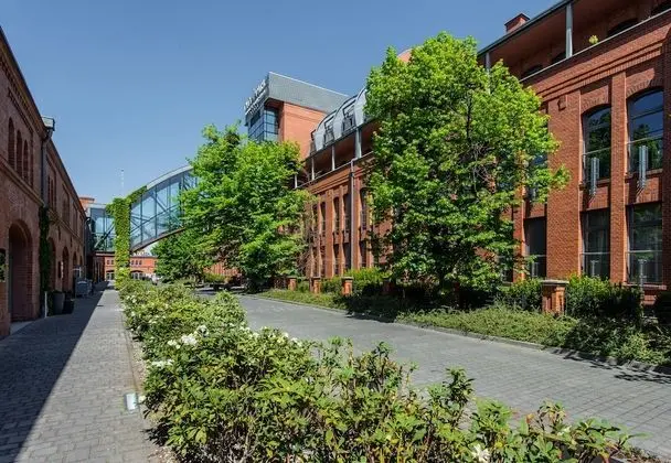 Super Apartamenty City Park with Hot Tub