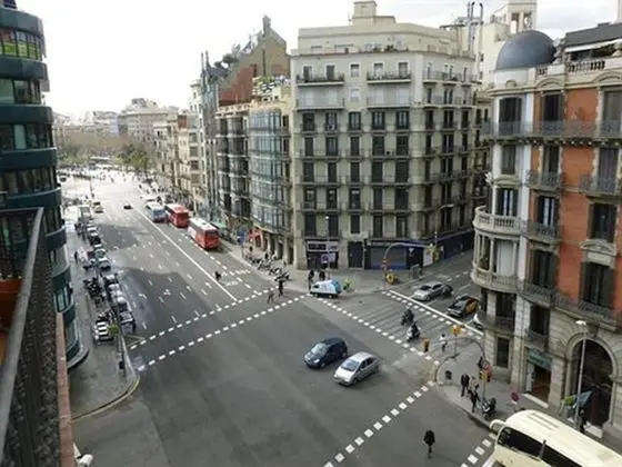 Super Balmes Guest House