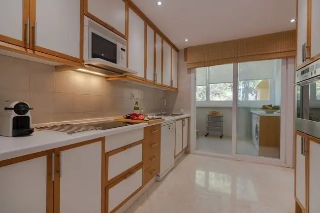 Super Front Line Location Apartment - Heated Pool - Mutfak