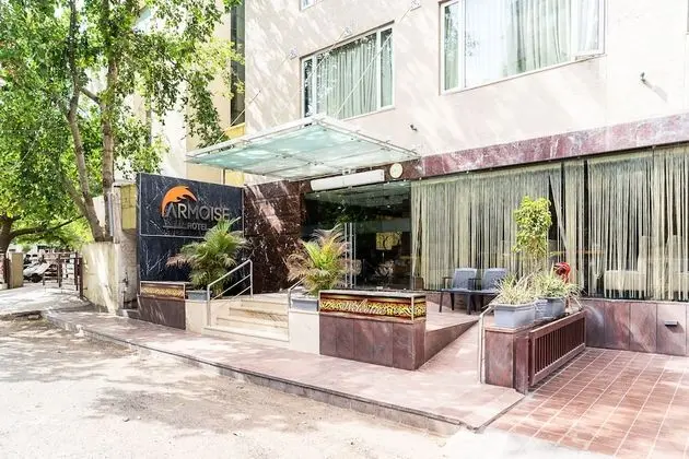 Super Inn Armoise Hotel - Dış Mekan
