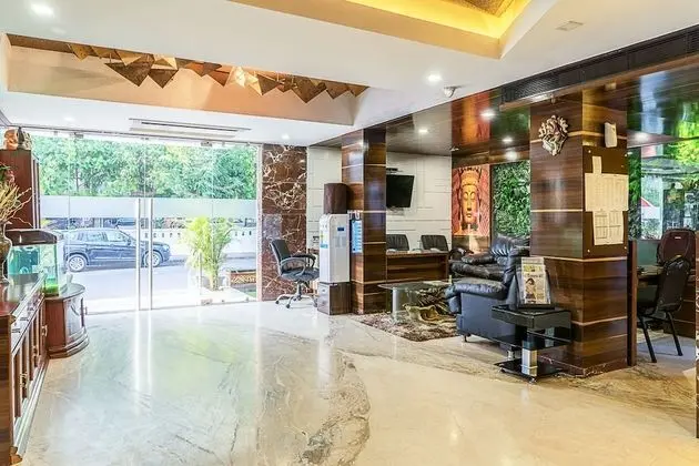 Super Inn Armoise Hotel - Lobi