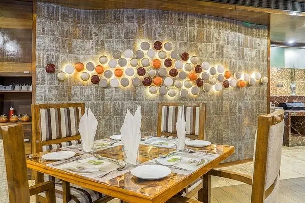 Super Inn Armoise Hotel - Yerinde Yemek
