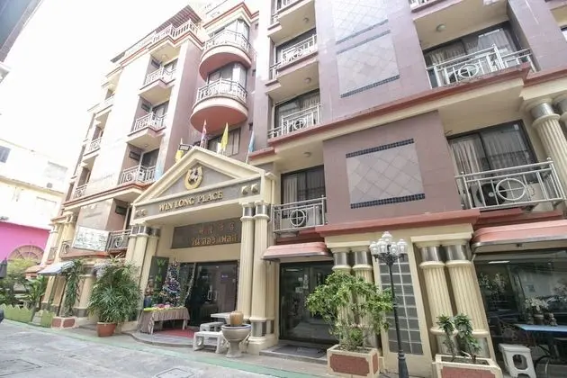 Super OYO 75385 Hotel Win Long