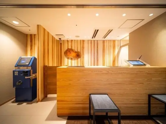 Super Hotel Shinbashi Karasumoriguchi - Lobi