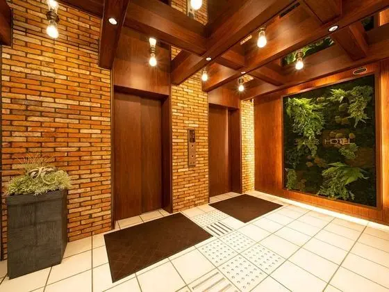 Super Hotel Shinyokohama - Lobi