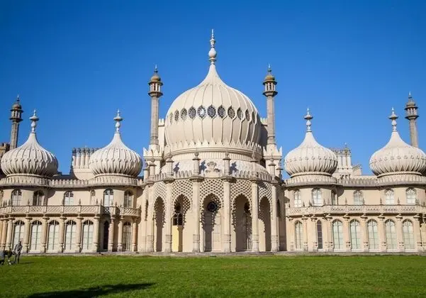 Super Smart Central Brighton Town House