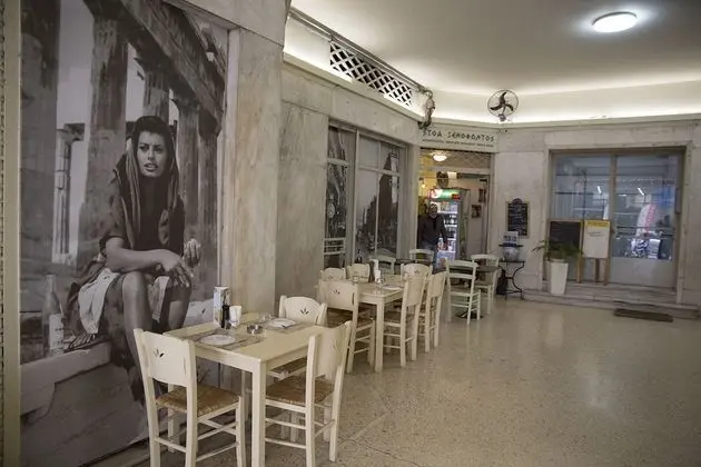 Super Stylish Apartments in Syntagma Square - Dış Mekan