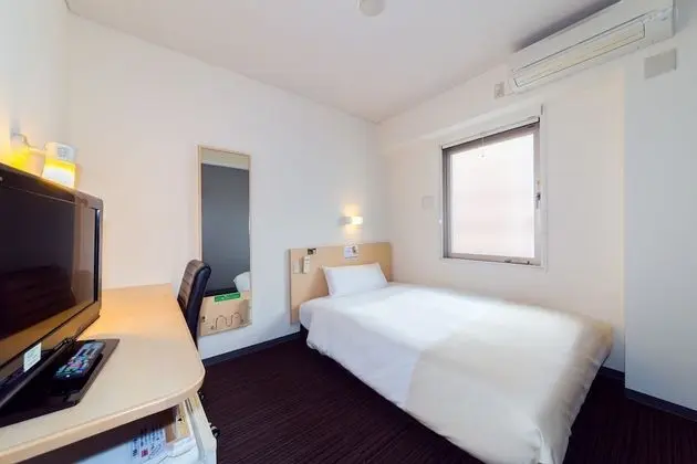 Super Hotel Subway Tanimachi 4-chome Exit 6 - Oda