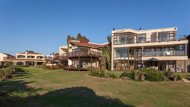 Super Tubes Guesthouse - 1