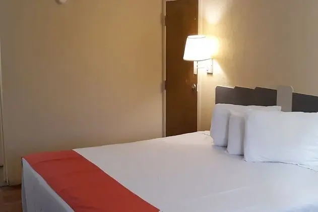 Super Value Inn - Oda
