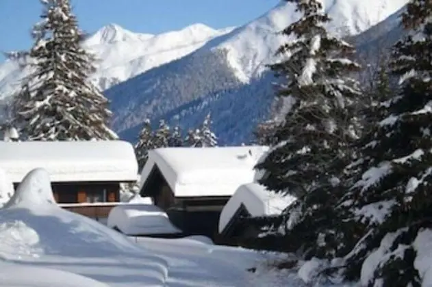 Superb Apartment With Views of the Alps