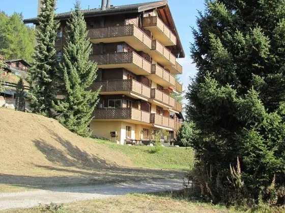Superb Apartment With Views of the Alps - Öne Çıkan Resim