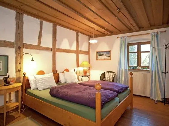 Superb Holiday Home in Weissenburg near Forest - Oda