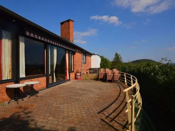 Superb House for Family Group with Swimming Pool, Sauna, Hot Tub, Billiards - Dış Mekan