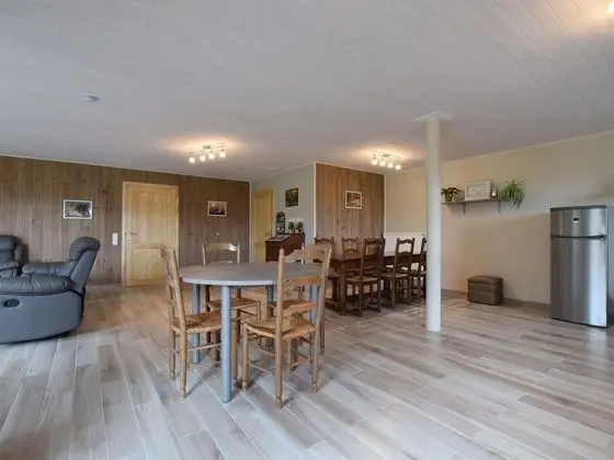 Superb Villa With Large Garden in the Heart of Daverdisse - Yerinde Yemek
