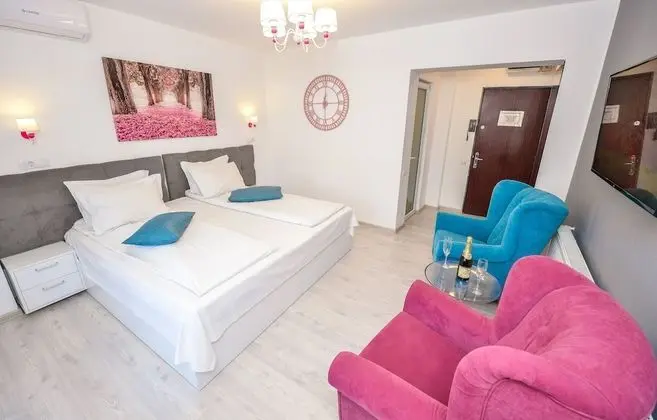 Superb Studio Cismigiu Gardens - Private Heating - Free Wifi - Panoramic View - Öne Çıkan Resim