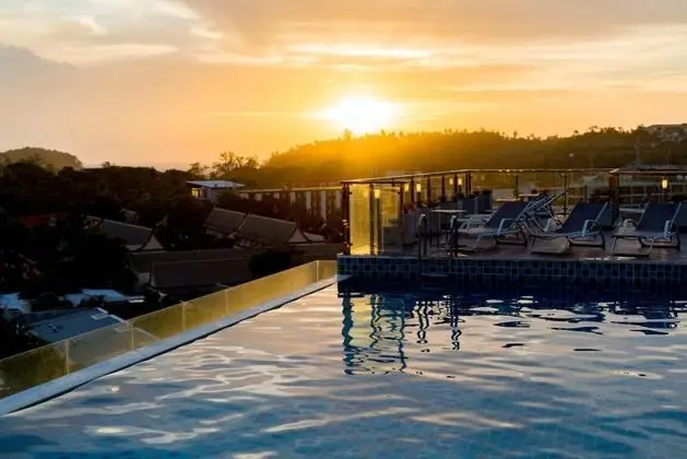 Superbe Studio Avec Salle De Bain Privee Kata Beach Phuket Phuket - Havuz