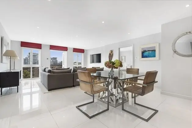 Supererior Modern Riverside Fulham Apartment With Balcony and 2 Parking Spaces - Öne Çıkan Resim