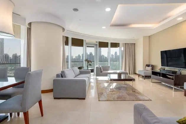 SuperHost - Breathtaking Panoramic Burj View From This Condo