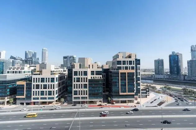 SuperHost - Elite Apartment With Balcony Near Metro Station - Dış Mekan