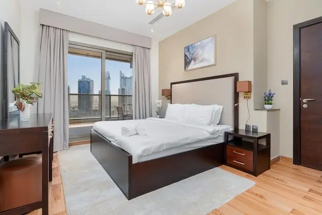 SuperHost - Lovely Condo With Balcony In the Heart of Downtown - Öne Çıkan Resim