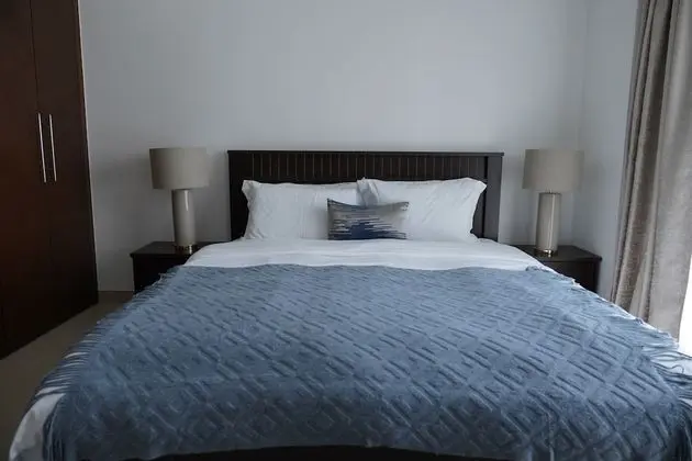 SuperHost- Next to Dubai Canal | Elegant 1 BR | Business Bay