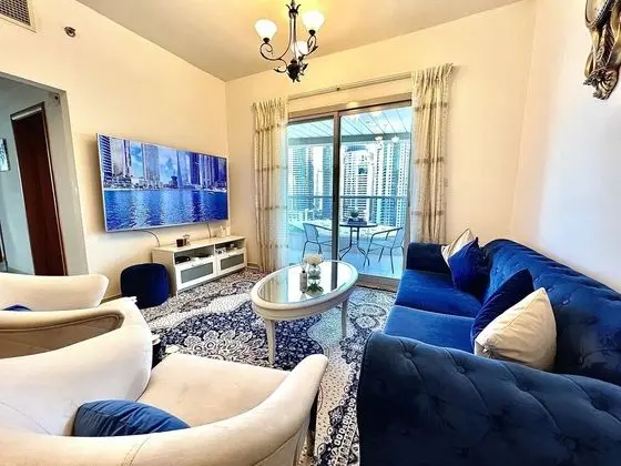 SuperHost - Splendid Apartment With 2 Balconies Near The Metro - Öne Çıkan Resim