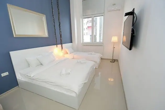 Superior Apartments - Genel