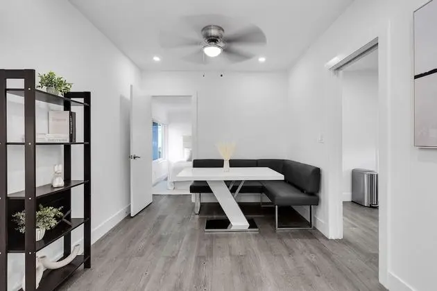 Superior Design District 3BD Home - Oda Düzeni