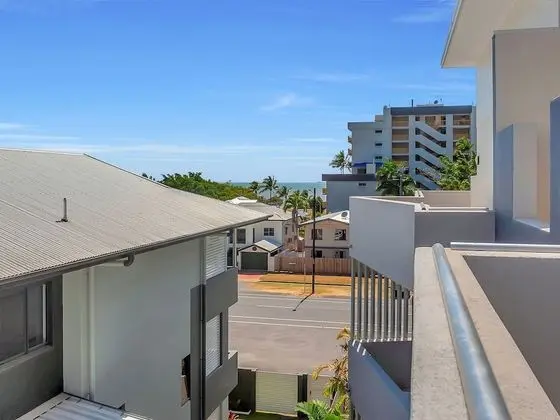 Superior Luxury Apartment in the City Life on Lake 19