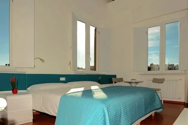 Superior Relais - Öne Çıkan Resim